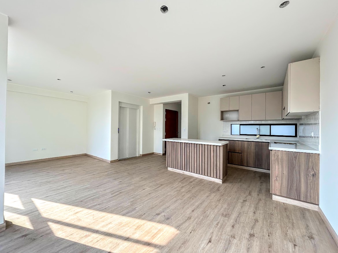 Departamento en Venta en Santiago de Surco