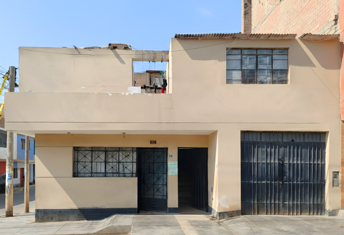 Casa en Remate en Comas