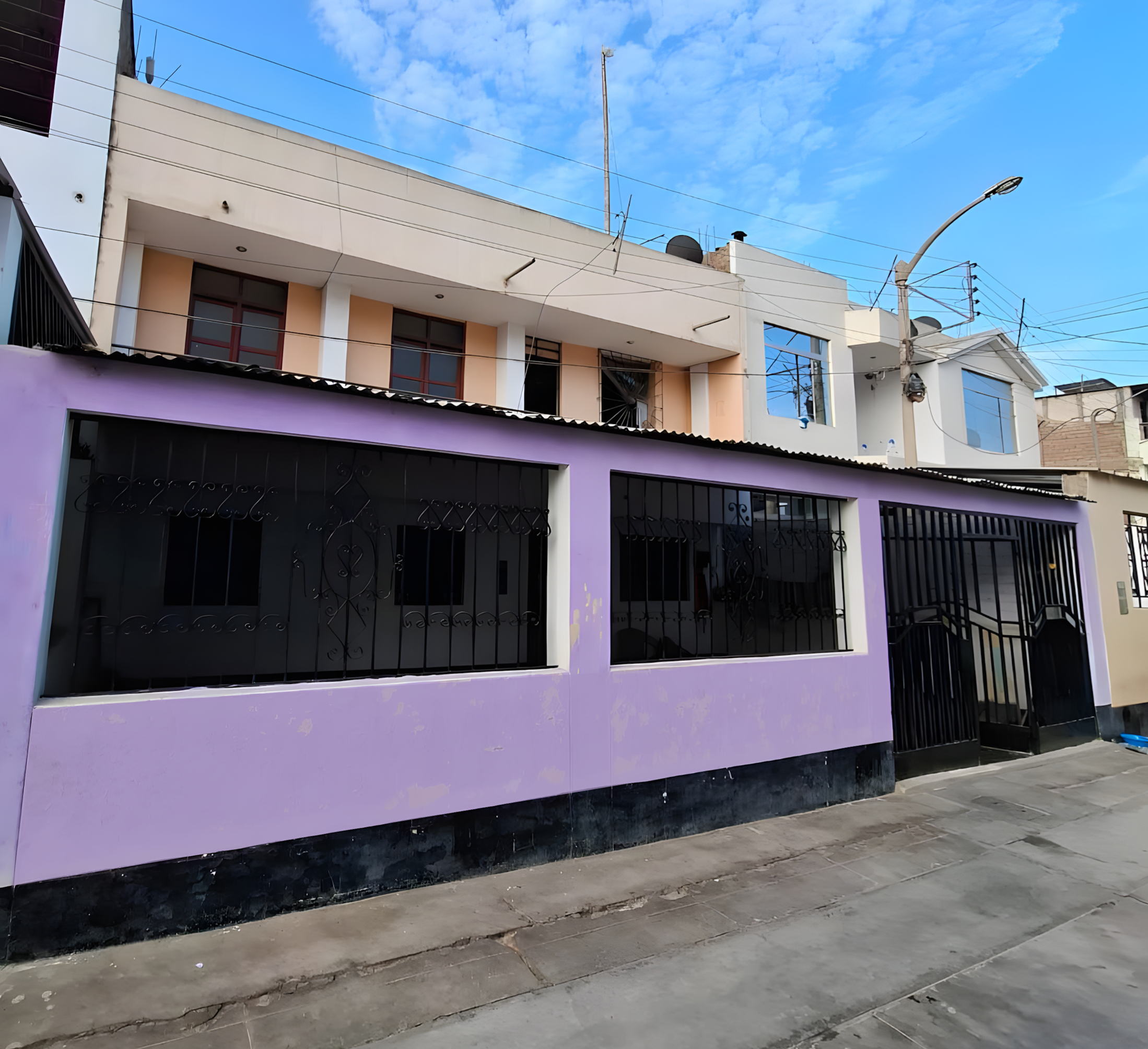 Casa en Remate en Laredo