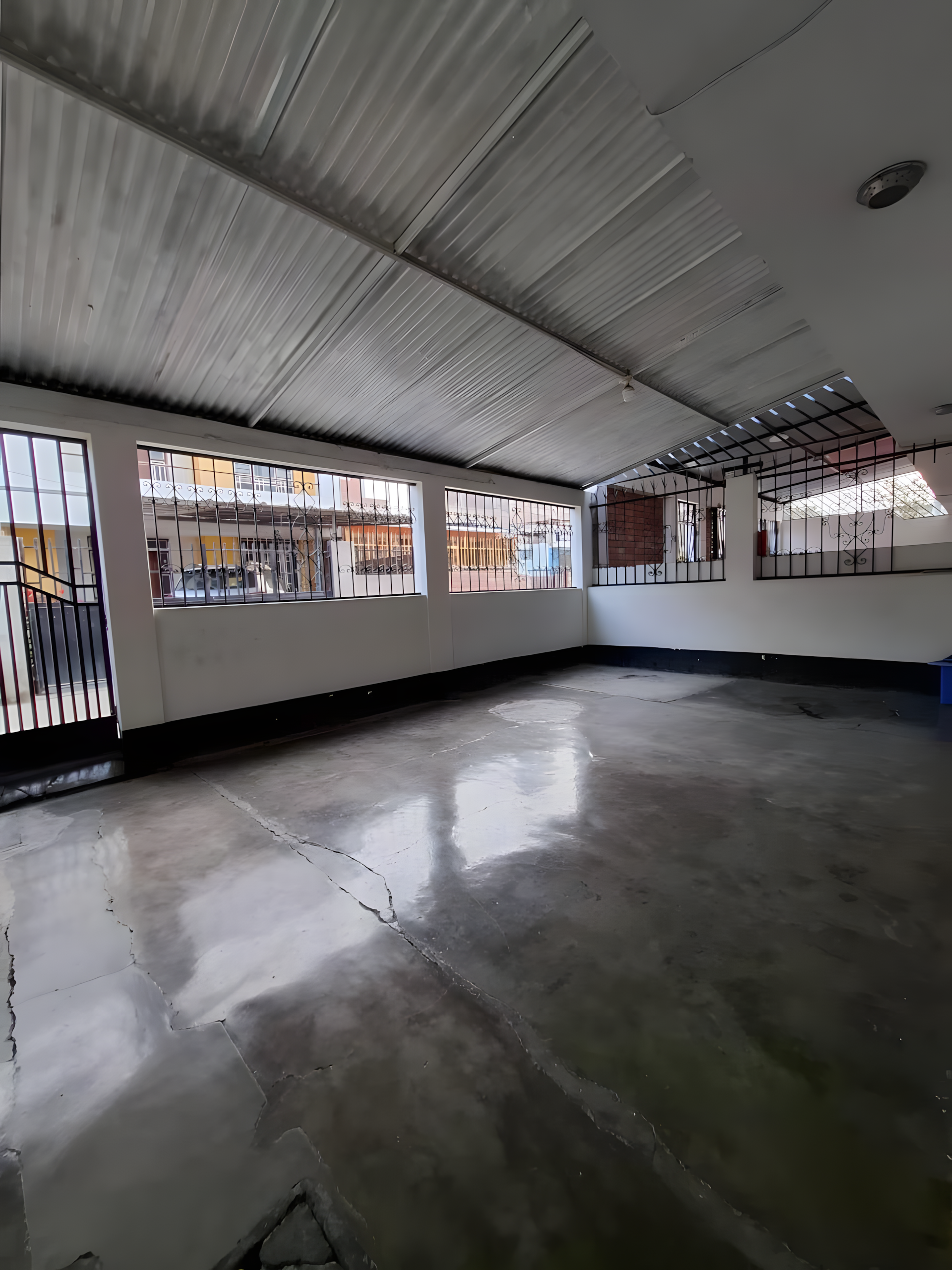 Casa en Remate en Laredo