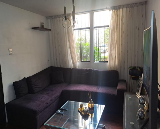 Casa en Remate en Comas