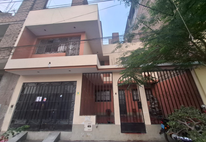 Casa en Remate en El Agustino
