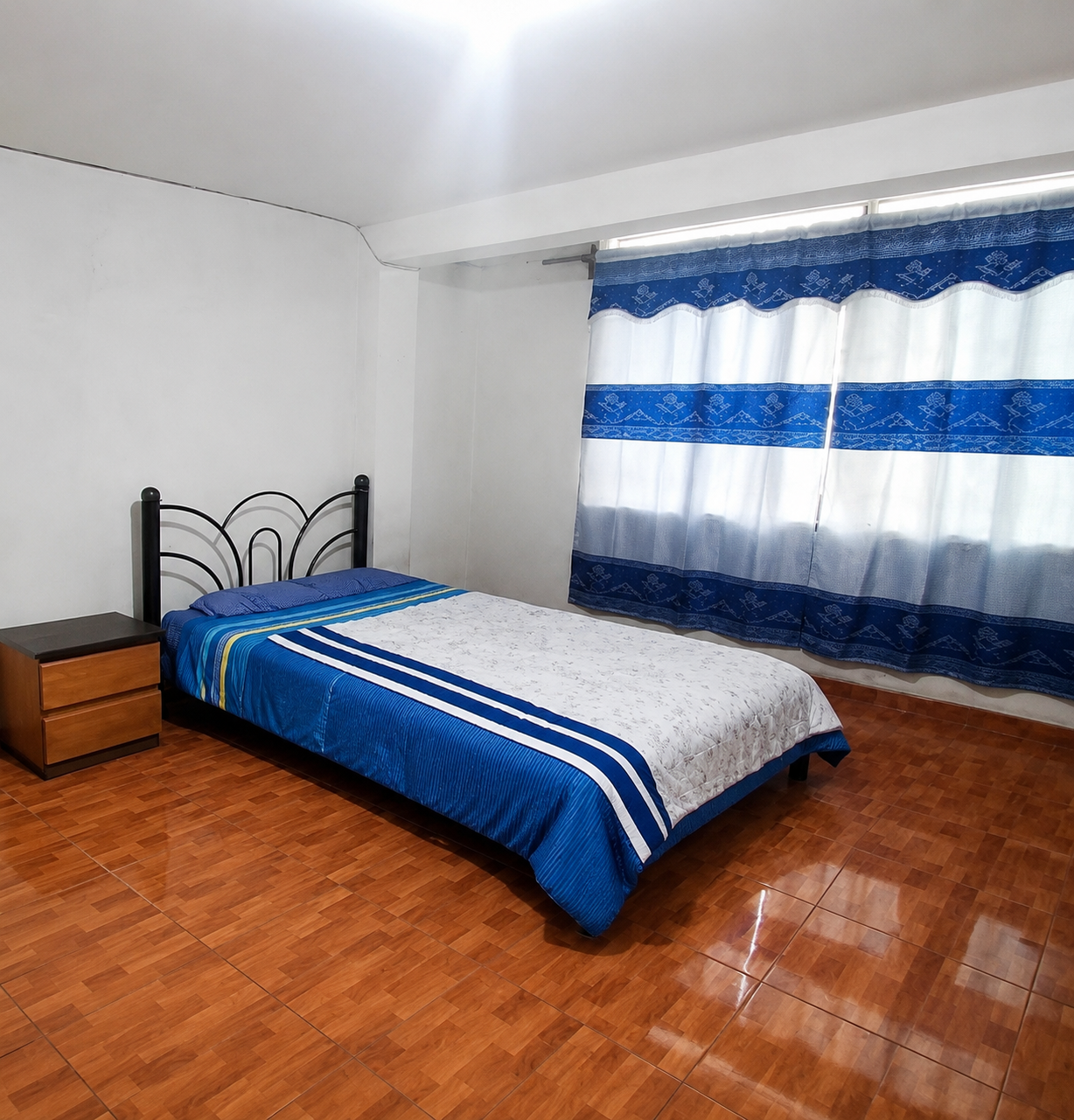 Casa en Remate en Comas