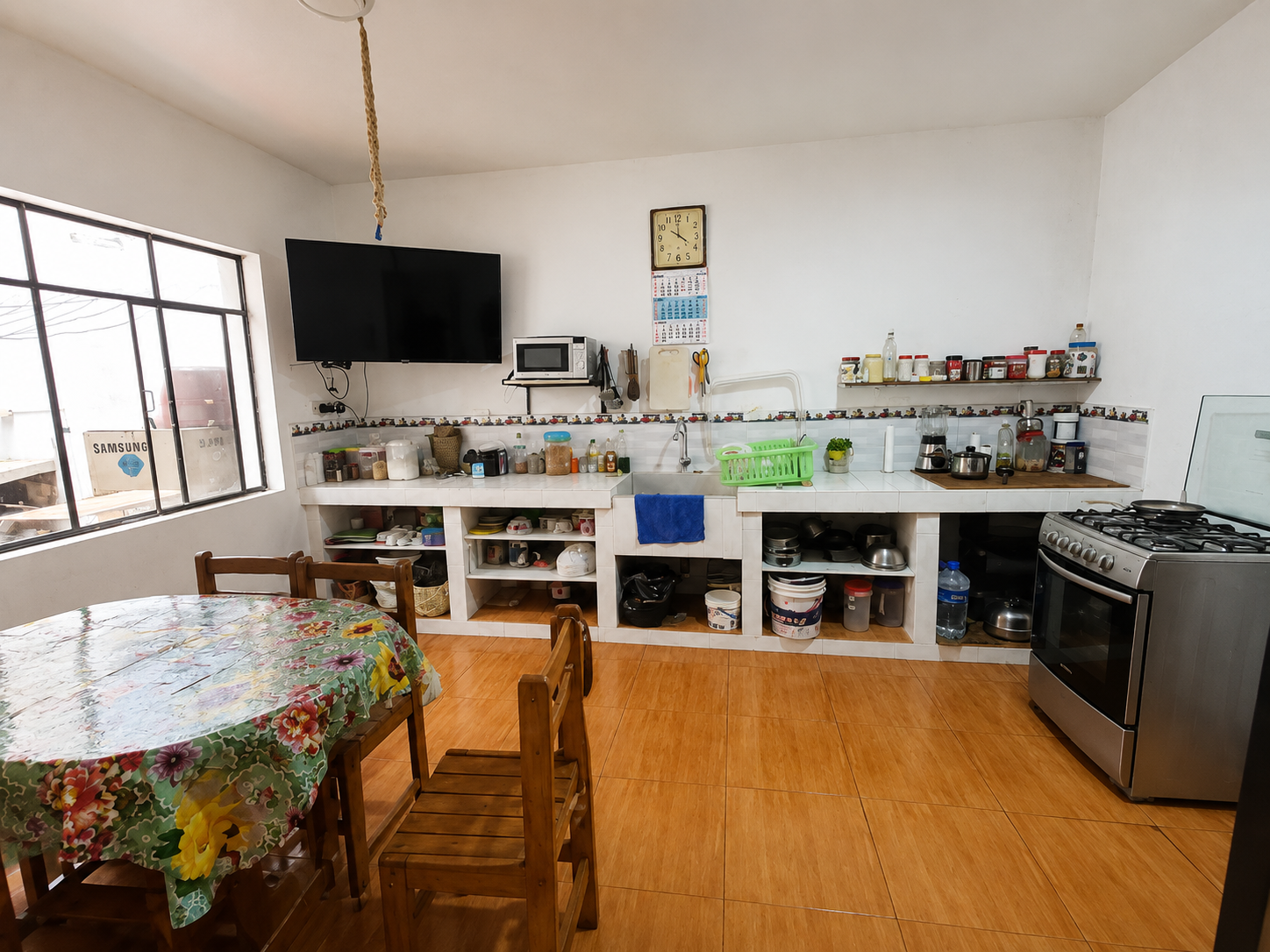 Casa en Remate en Comas